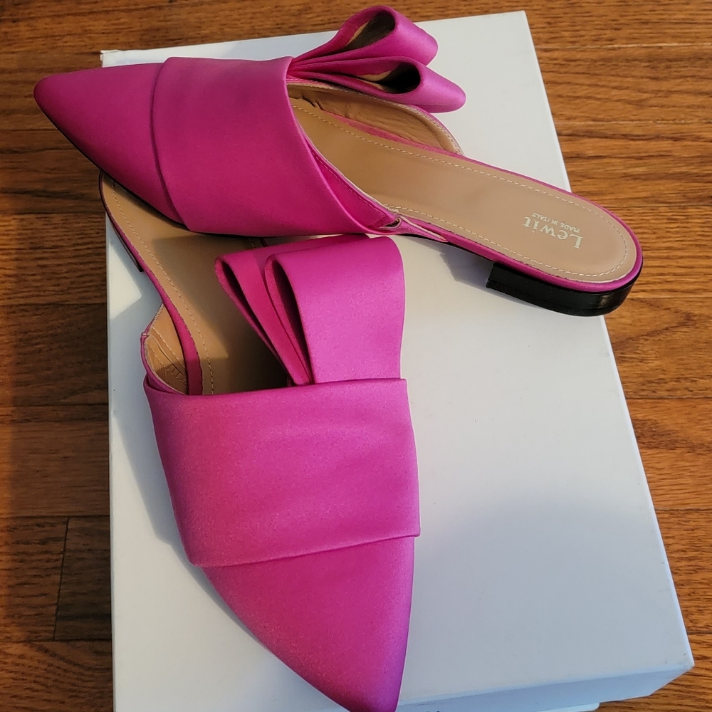 Lewit satin flats slip-on